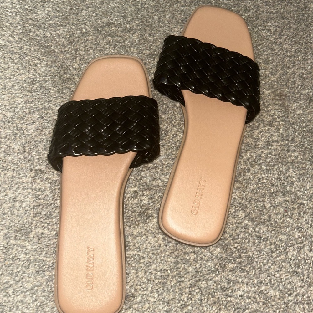 Old Navy Women's Black Braided Sandals